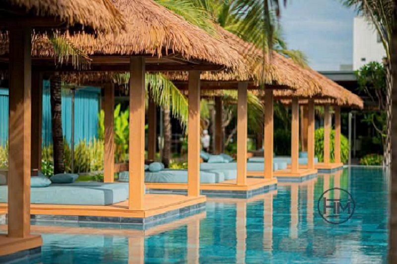 Giá 5 Loại Vật Liệu Rơm Nhân Tạo Để Lợp Mái Nhà Lá Resort Đẹp Nhất
